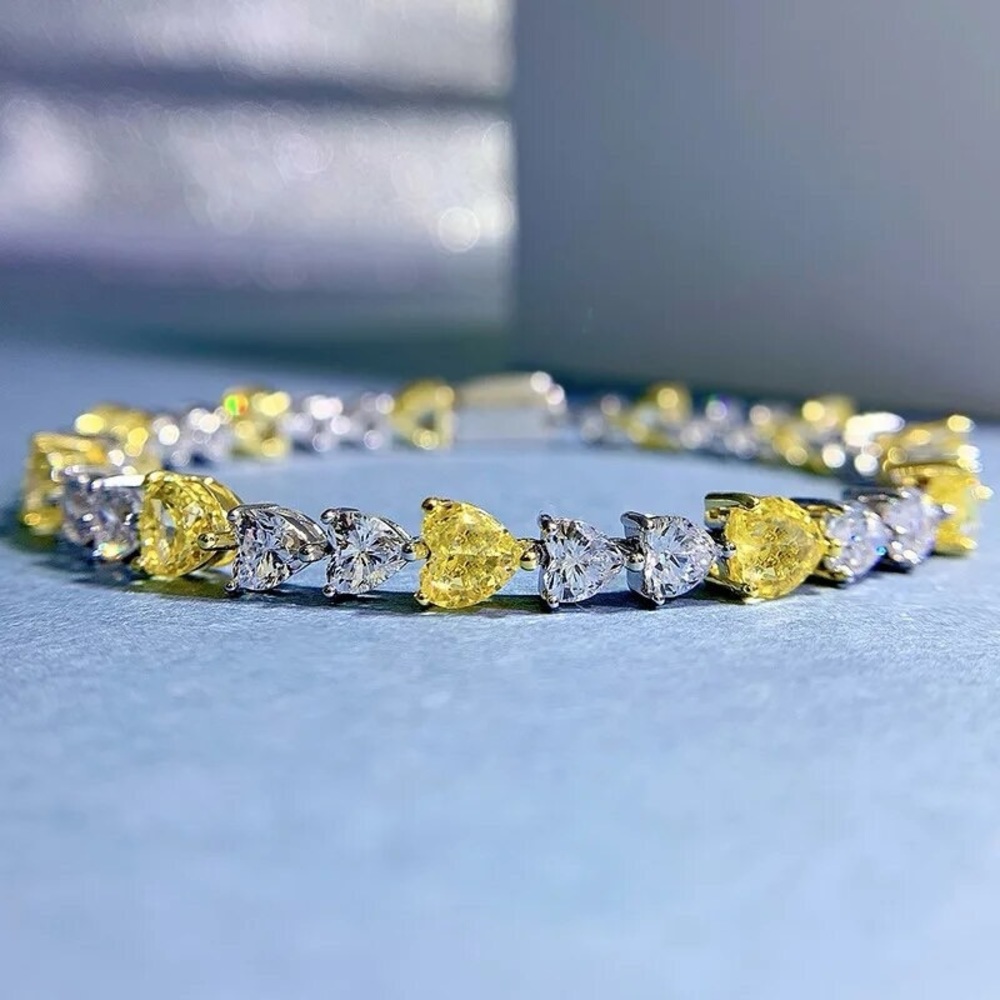 11ct Canary Heart Tennis Bracelet - Picture 3 of 9